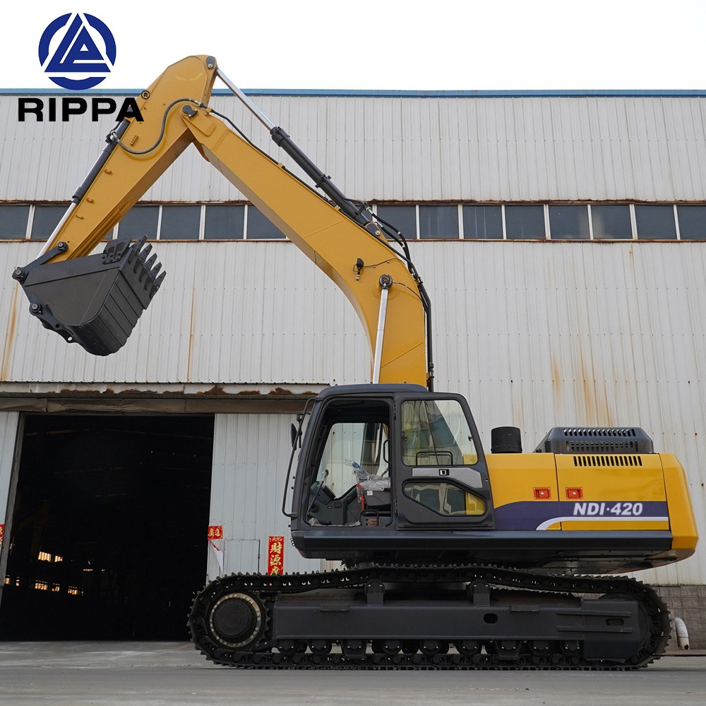R420 Large Excavator